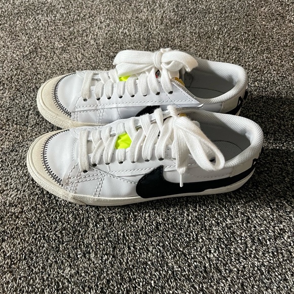 Men’s blazers low jumbo Nike symbol - Picture 3 of 3